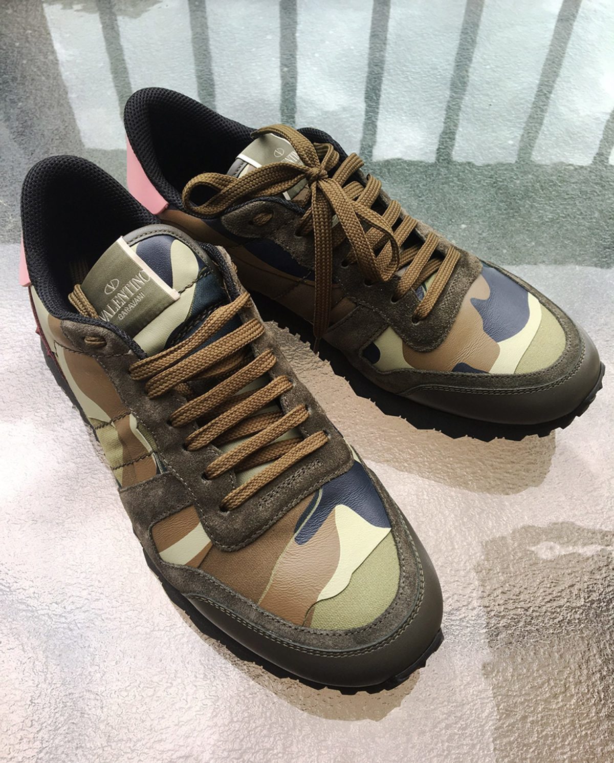 Valentino Rockrunner Sneaker Review, Men's sneakers footwear review